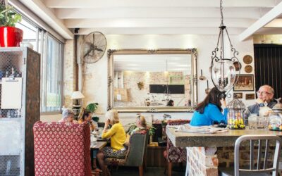 Praktisch und stilvoll: Warum ein maßgefertigter Tisch die beste Wahl ist